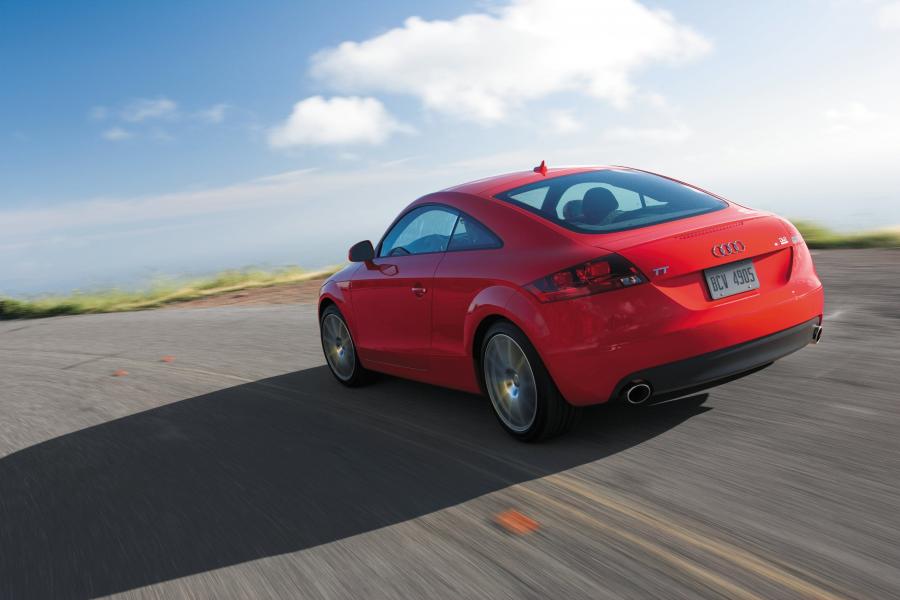  Audi TT S-Line Coupe (8J) 2007 года  (фото 17 из 30)